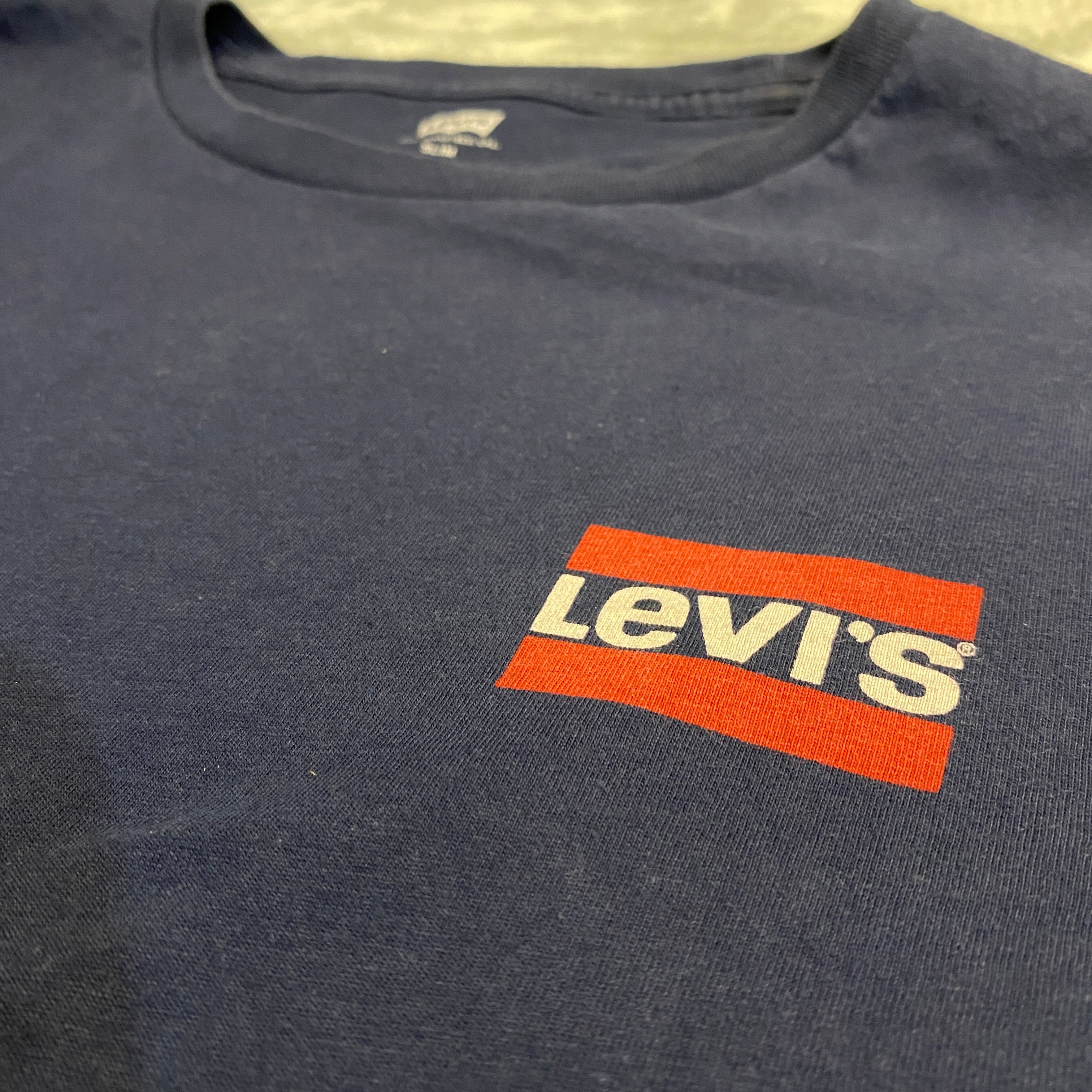 CAMISETA LEVI'S LOGO BOX NARANJA AZUL MARINO TALLA S