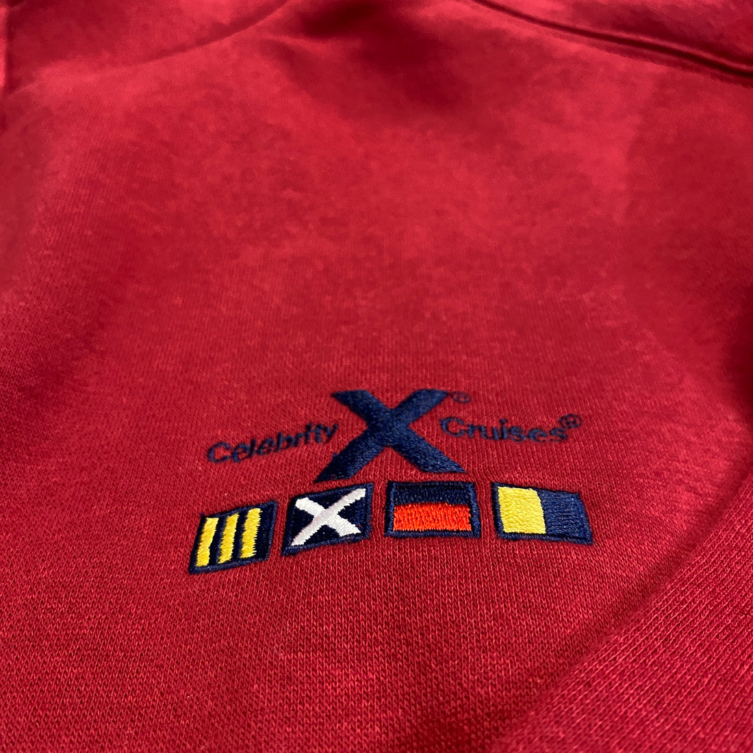 SUDADERA CELEBRITY X CRUISES 1/4 ZIP ROJO VINO TALLA S/M
