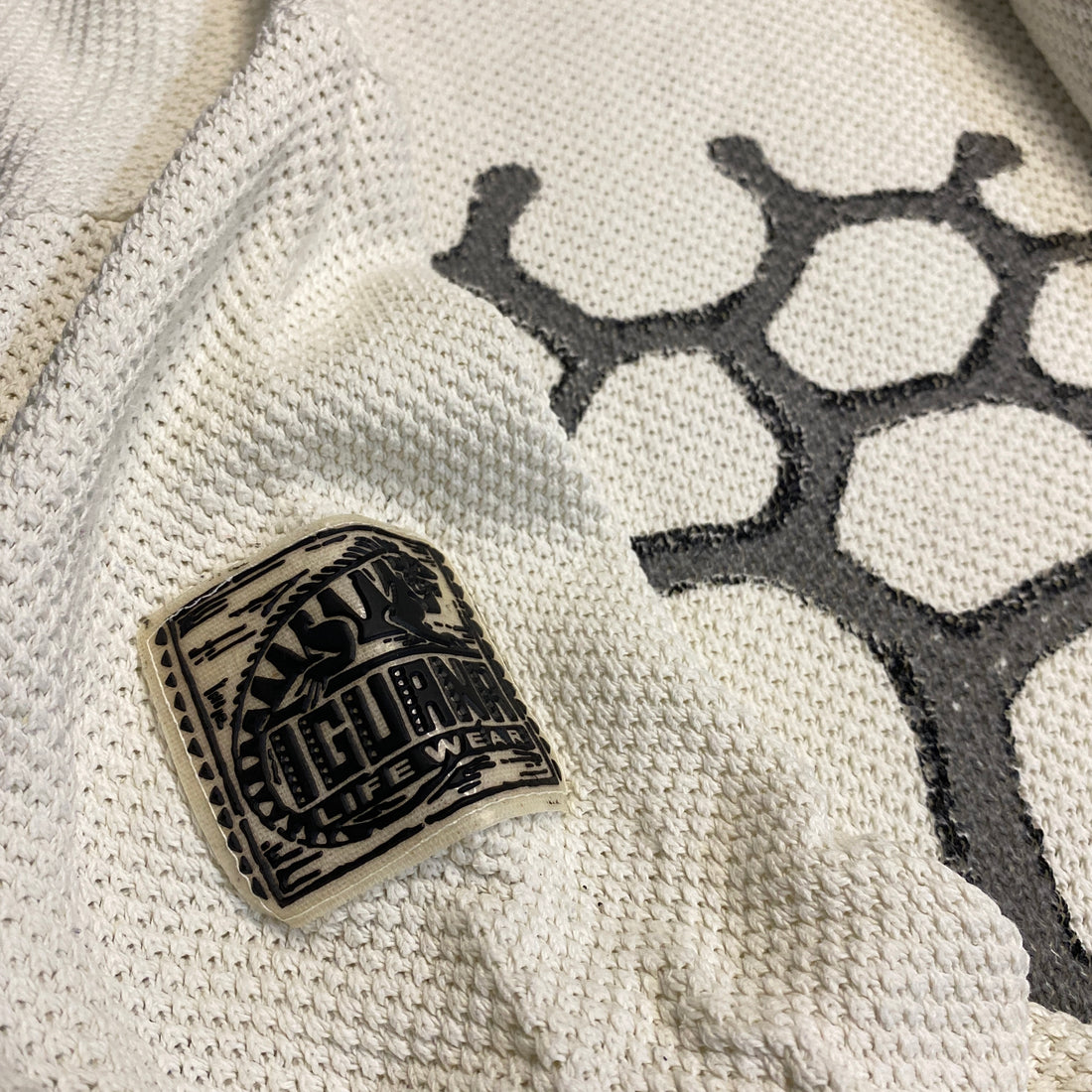 JERSEY JAGUAR LIFE WEAR MANDALA TURTLE NECK BEIGE TALLA L