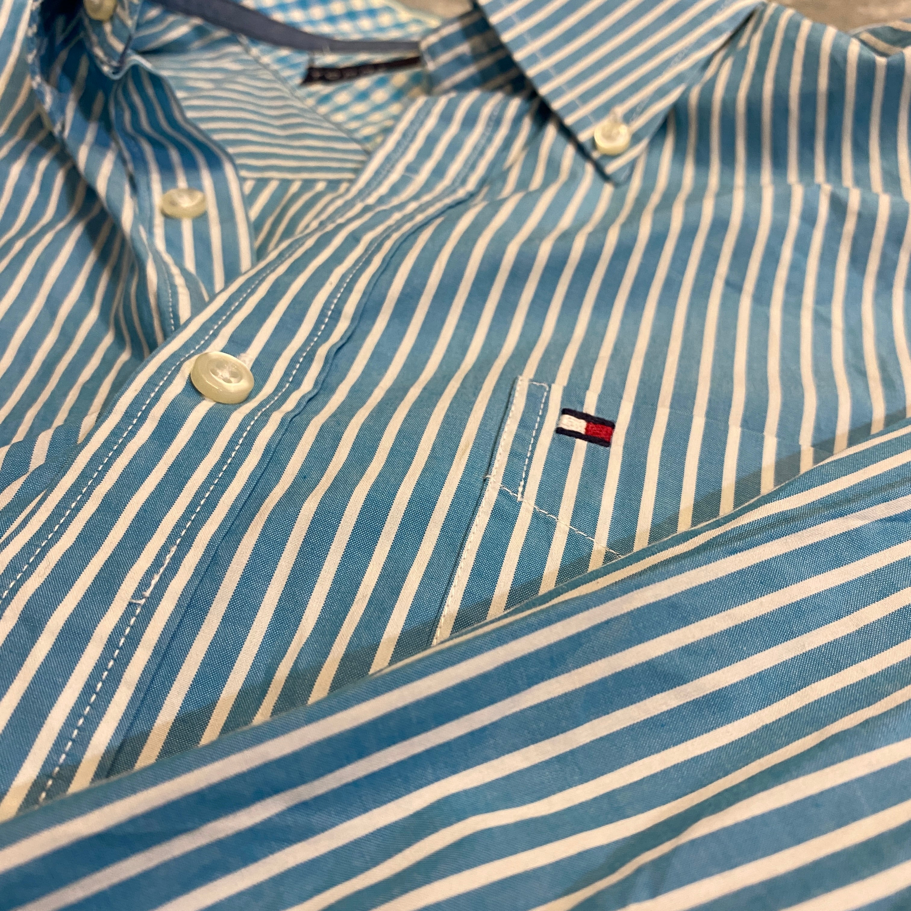 CAMISA TOMMY HILFIGER OXFORD RAYAS AZUL-CLARO TALLA M