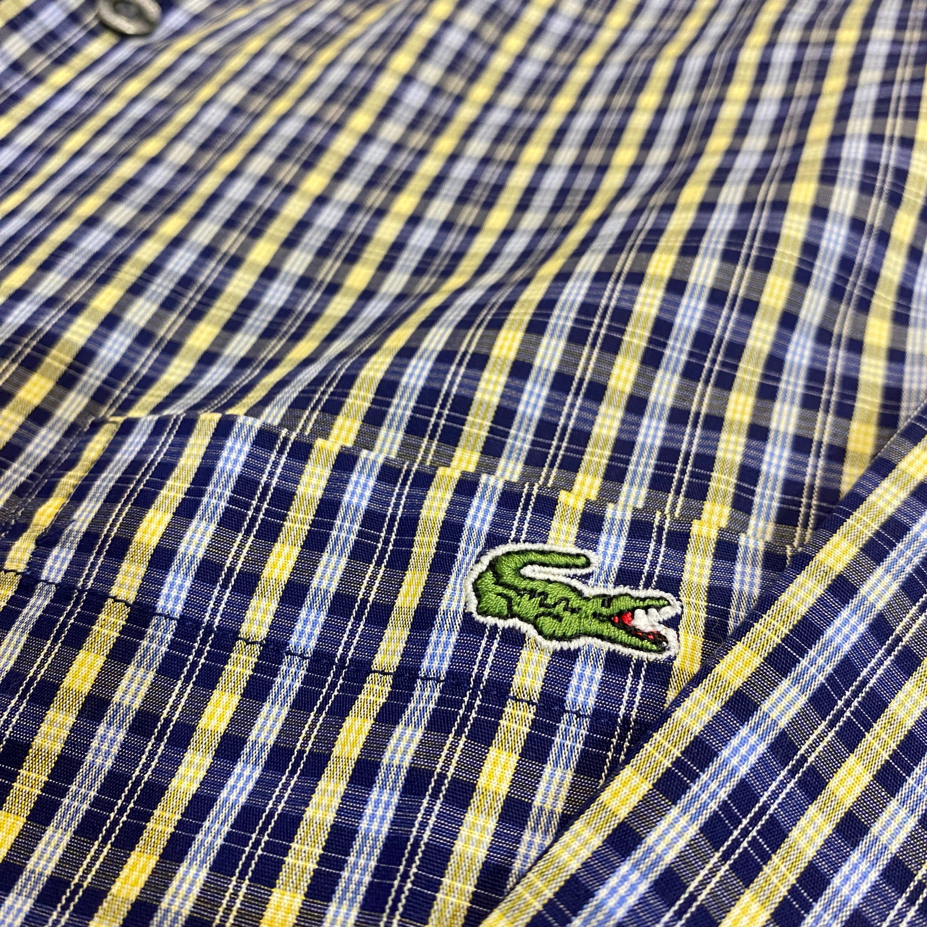 CAMISA LACOSTE CUADROS AZUL MARINO-AMARILLO TALLA XL / REGULAR FIT