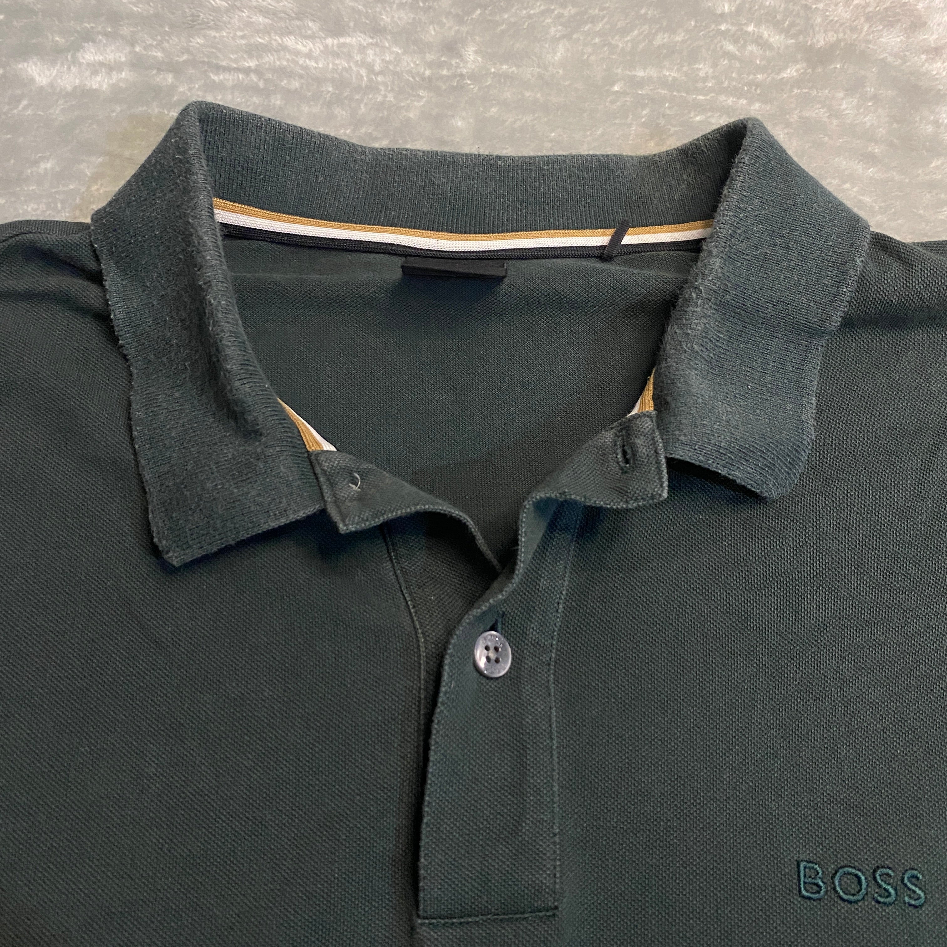 POLO BOSS VERDE OSCURO TALLA L
