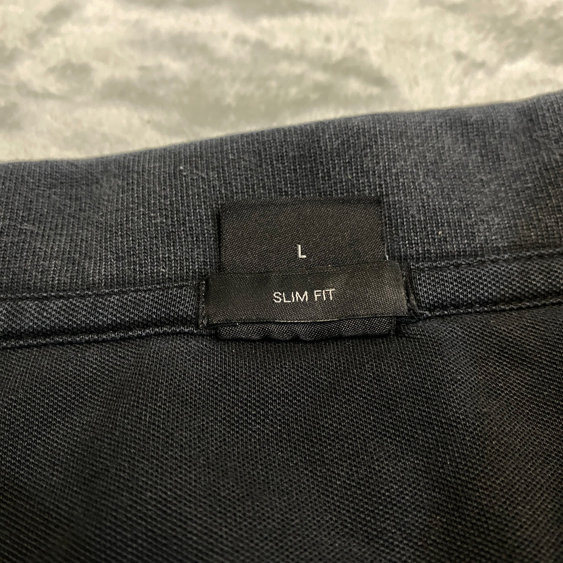 POLO BOSS NEGRO CON RAYAS TALLA L