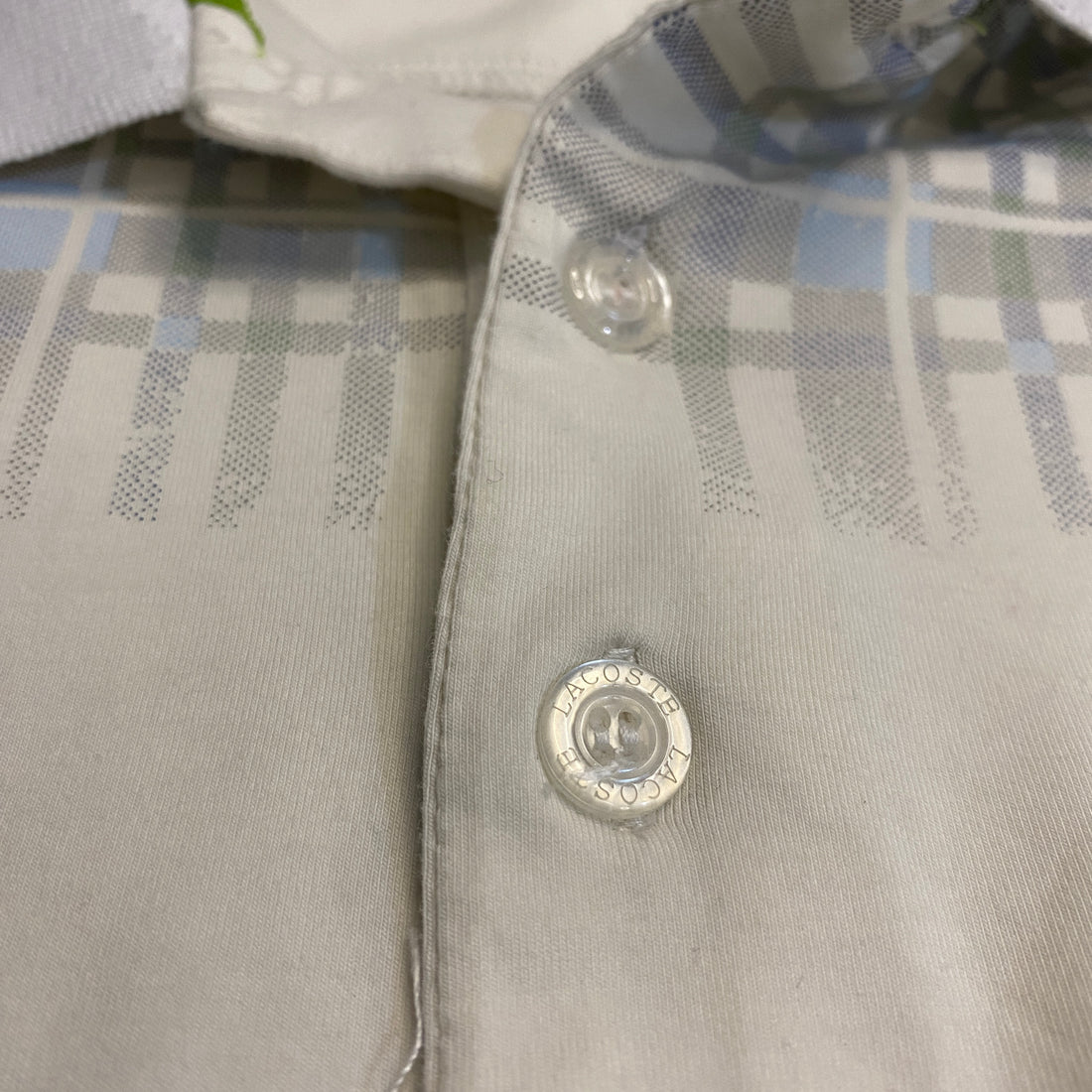 POLO LACOSTE SPORT BLANCO Y VERDE TALLA M