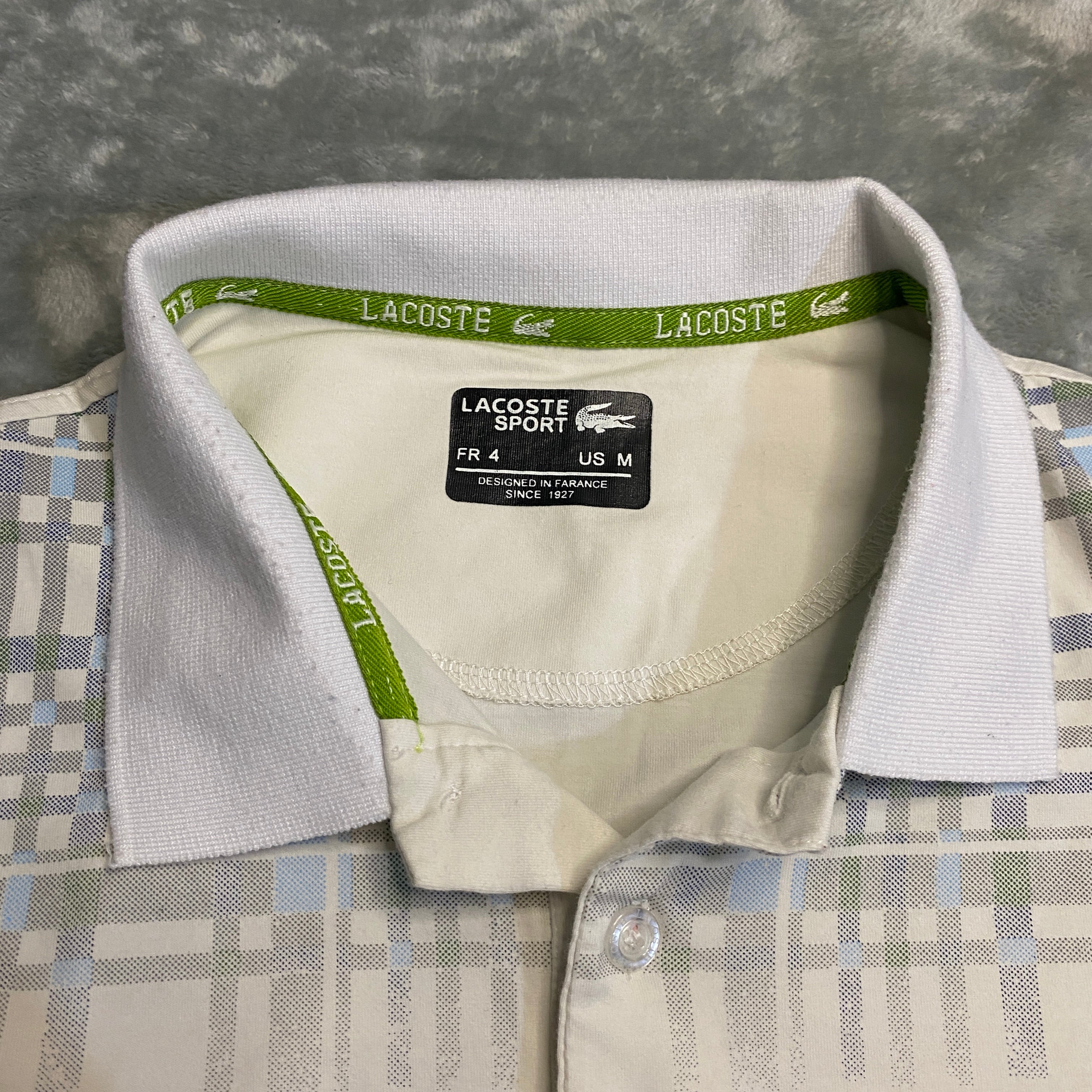 POLO LACOSTE SPORT BLANCO Y VERDE TALLA M