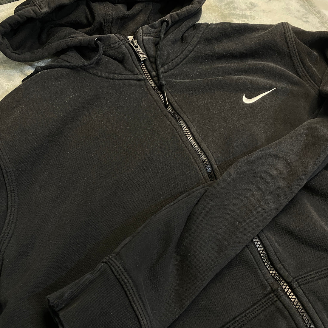 CHAQUETA TRACK NIKE BLACK ESSENTIAL TALLA L