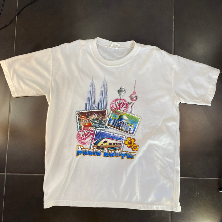 Camiseta Vintage "Visit Malaysia" Kuala Lumpur