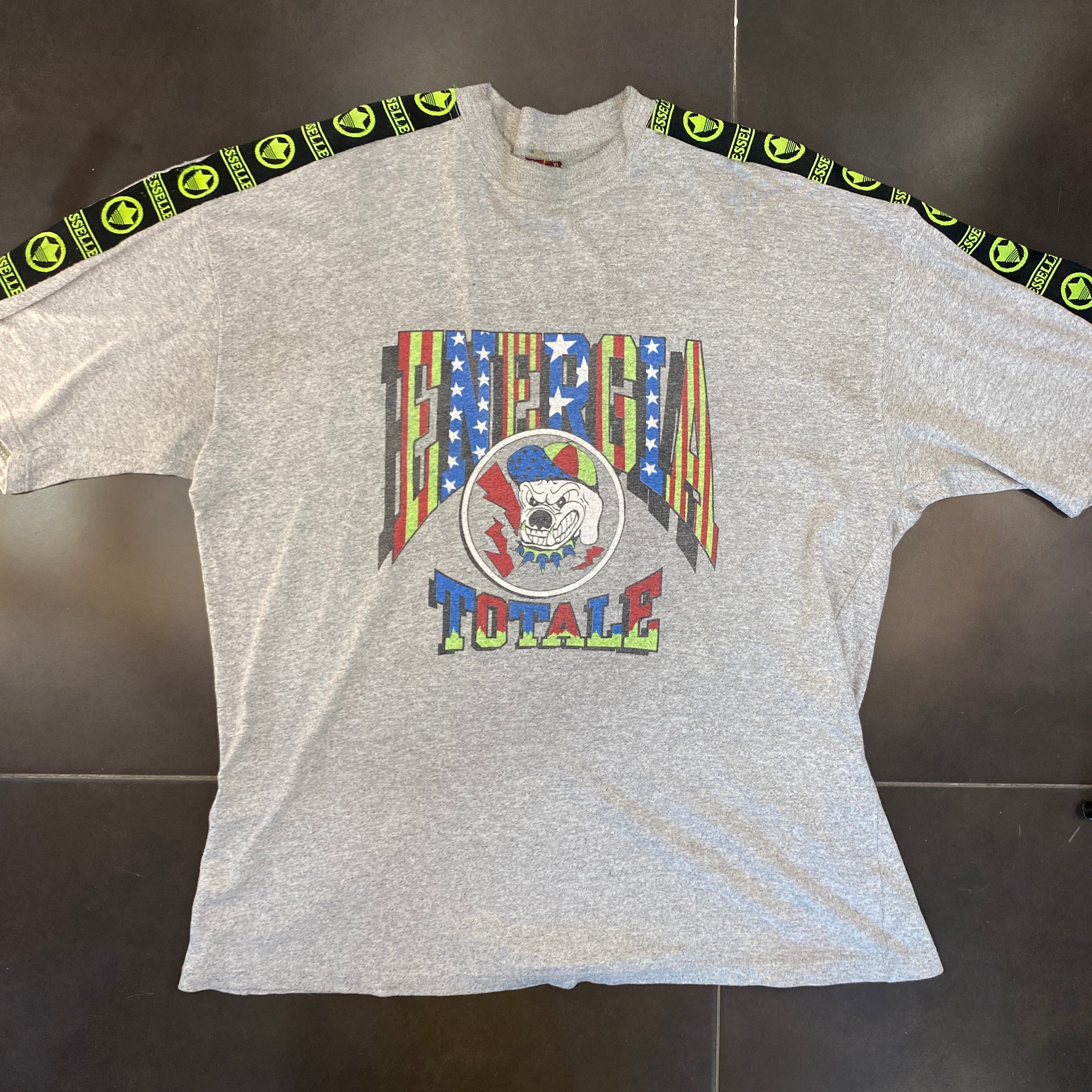 Camiseta Vintage Ellesse Sportswear "Est. 1959"