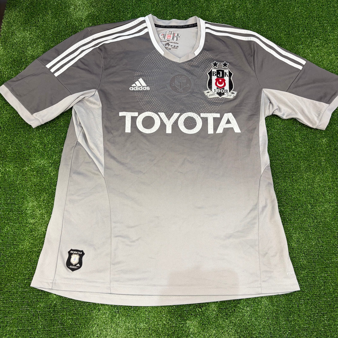 Camiseta Beşiktaş JK 2009-2011
