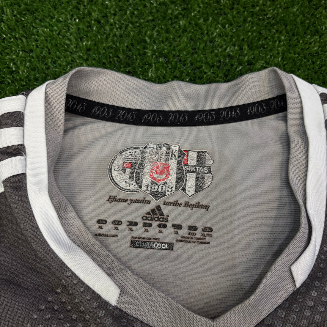 Camiseta Beşiktaş JK 2009-2011