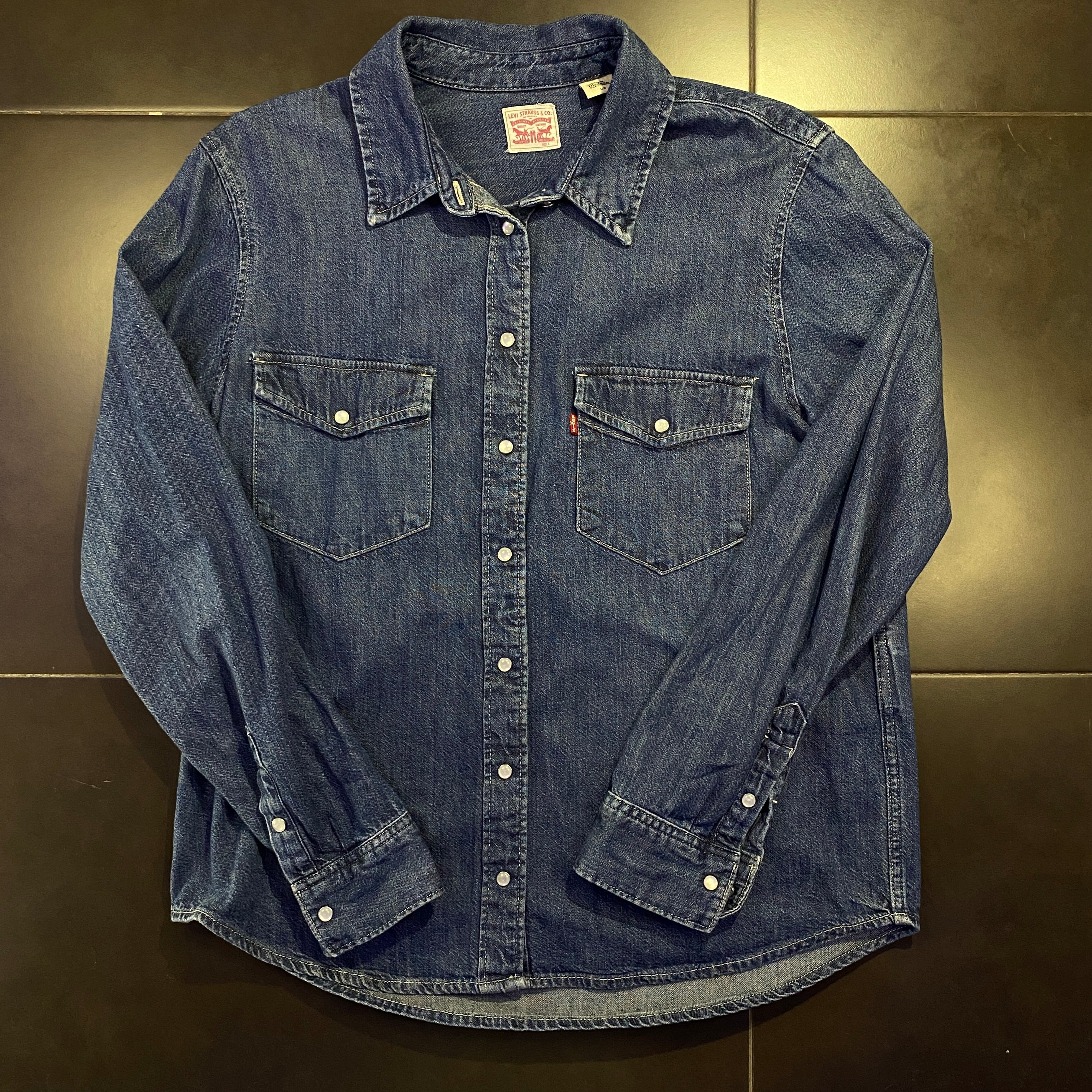 Camisa vaquera Levi's azul oscuro - frontal