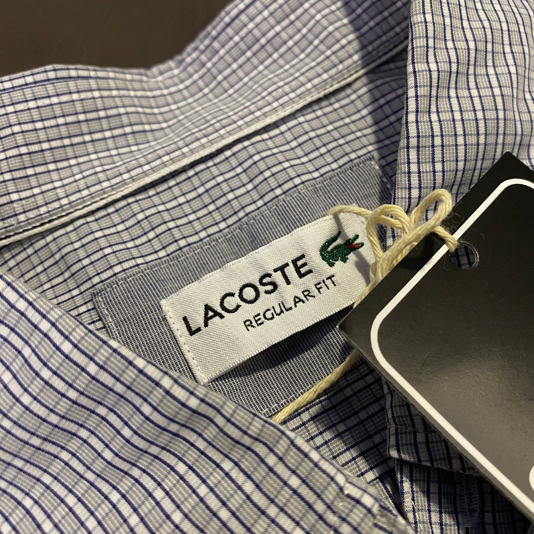 Camisa Lacoste cuadros azul claro - etiqueta