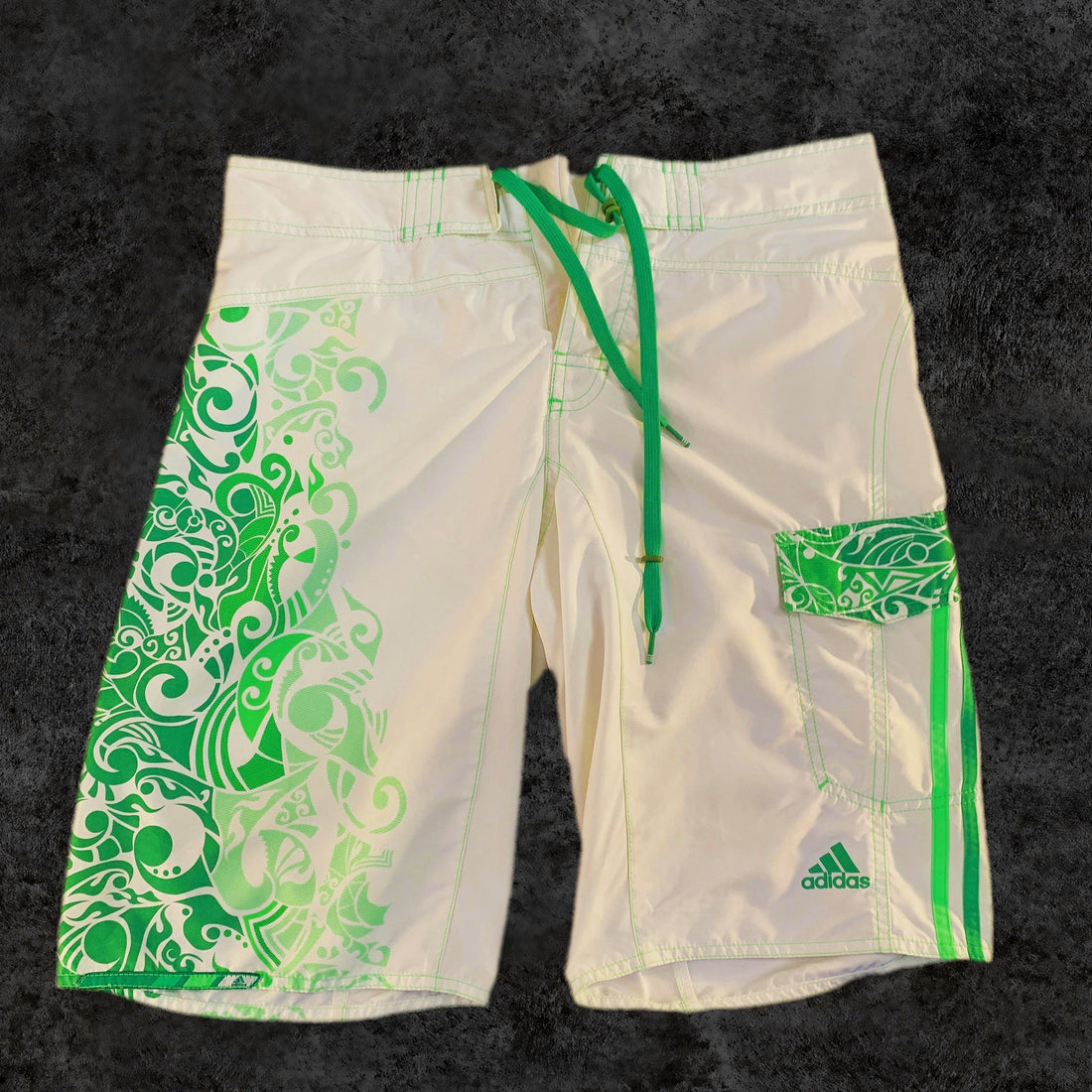 Pantalón Corto Adidas Surf Blanco Estampado Verde