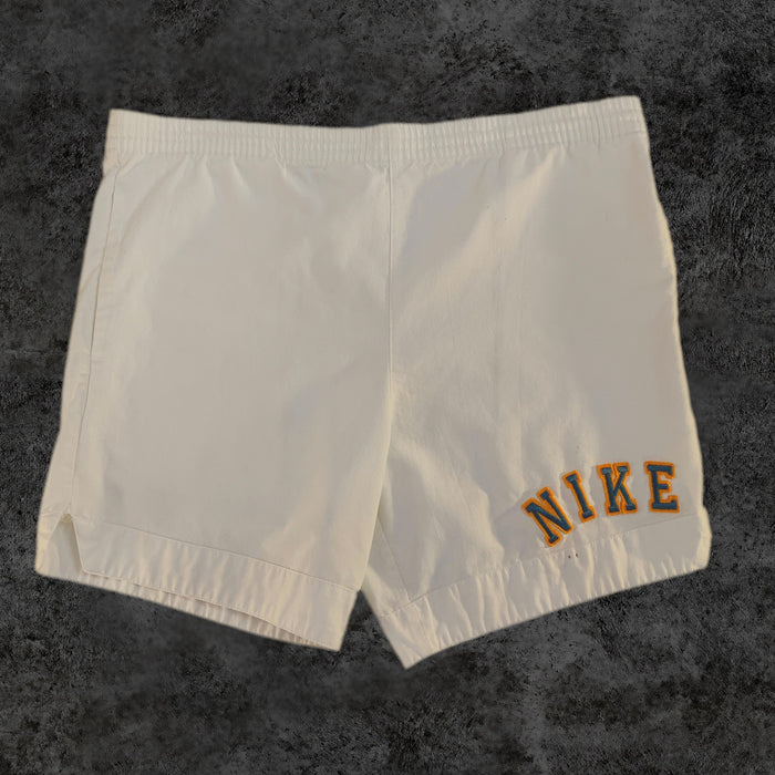 Pantalón Corto Nike Vintage Blanco "NIKE" Bordado